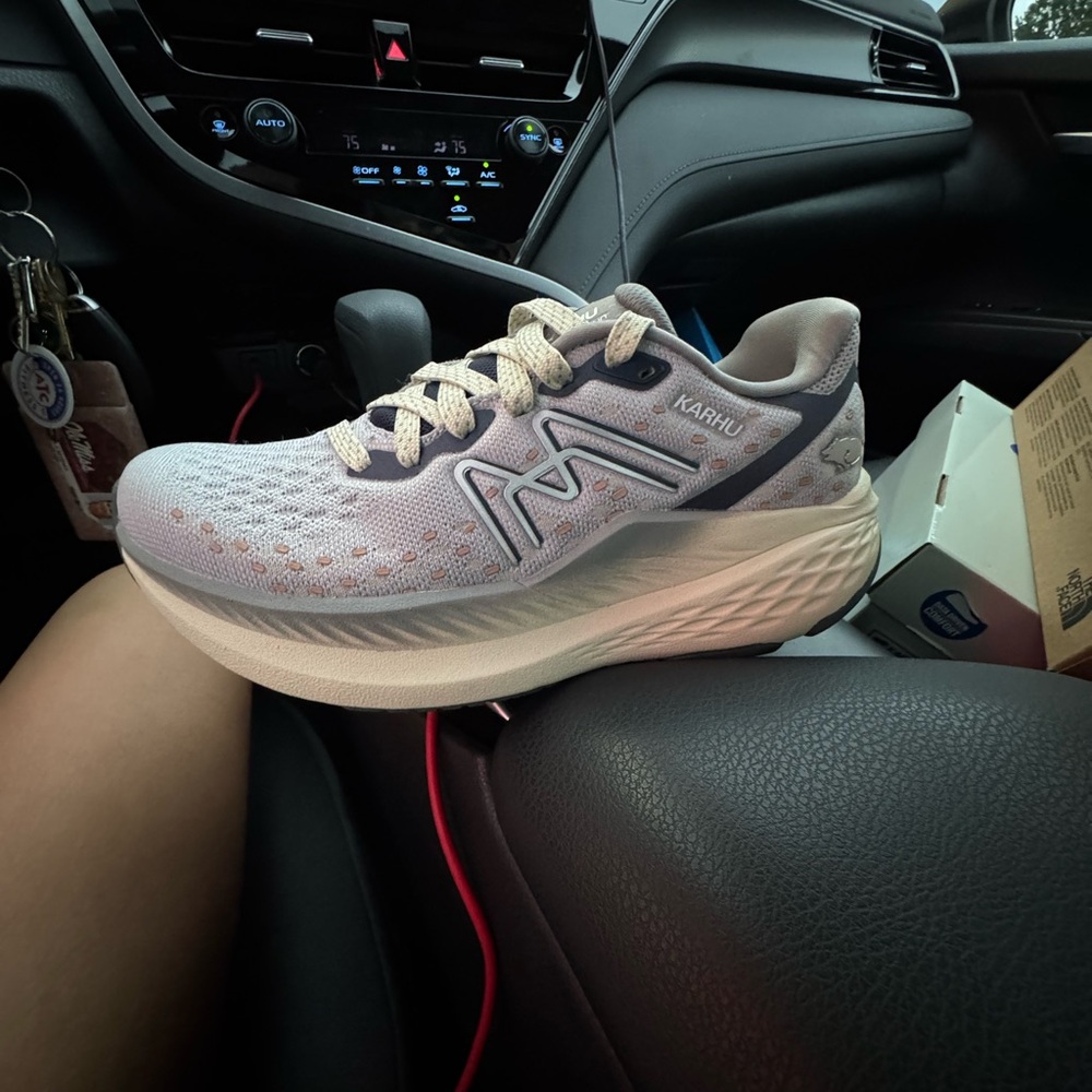 Karhu Athletic Running Shoes